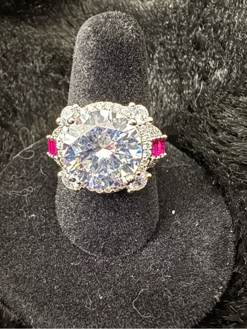 Fashion Jewelry Silver-Tone Halo Ring with pink Accents